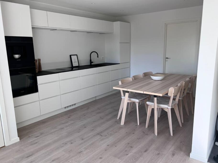 Top Floor Apartment Arossanden 5 A Kristiansand Exteriér fotografie